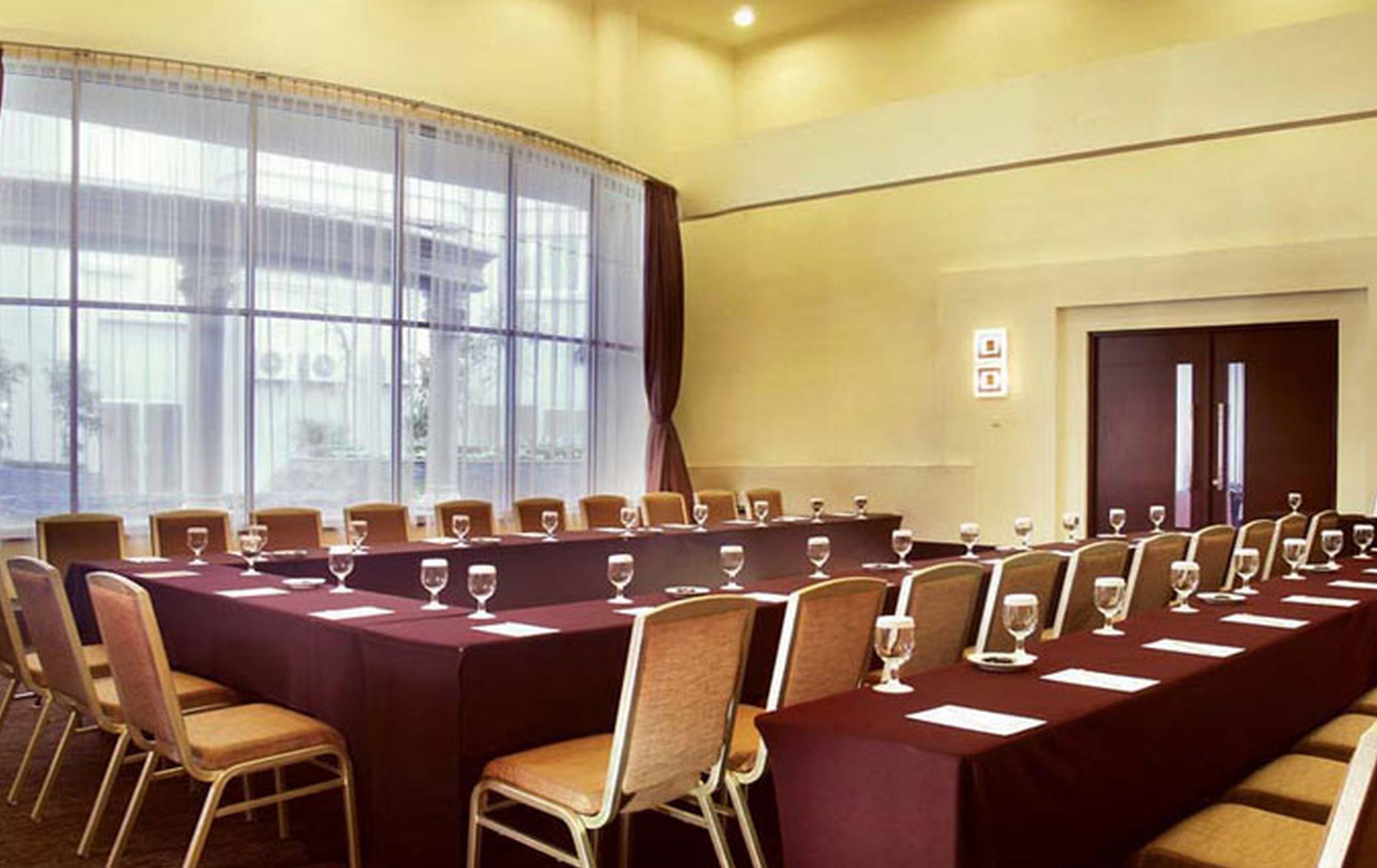 Grand Dafam Ancol Jakarta Luaran gambar